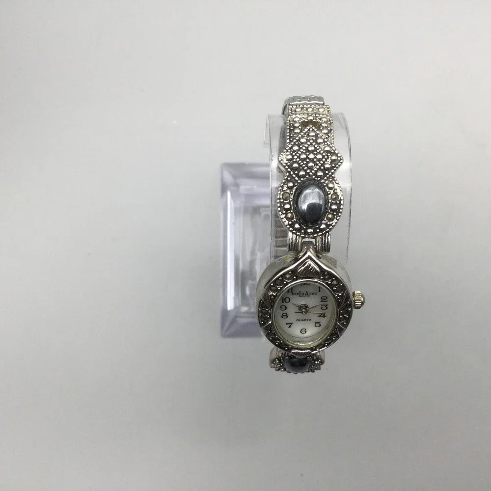 LA Express Womens Watch 18mm MOP Dial Silver Tone Marcasite Stretch New Battery